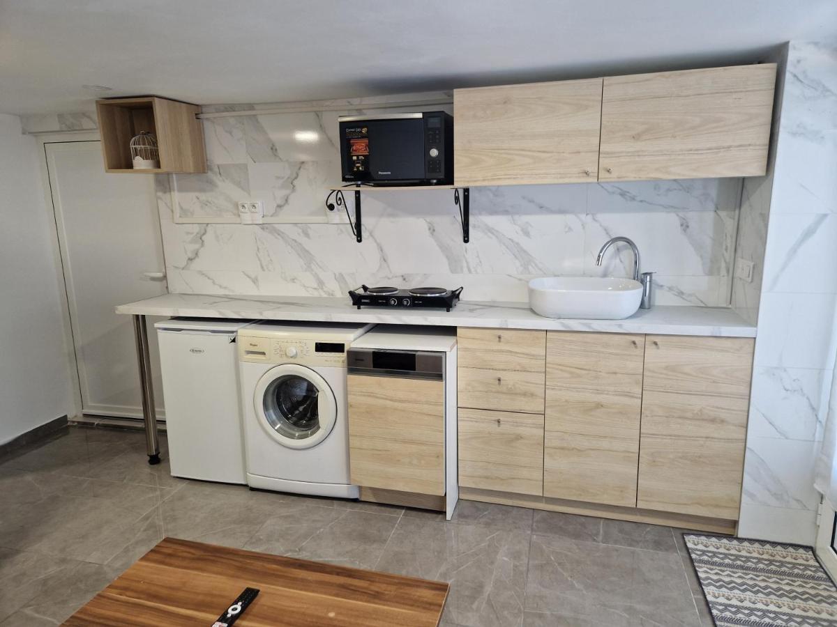 L'Auberge De Sucy - Studio Climatise Dış mekan fotoğraf