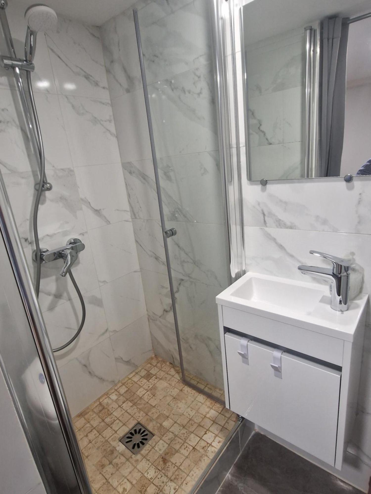 L'Auberge De Sucy - Studio Climatise Dış mekan fotoğraf